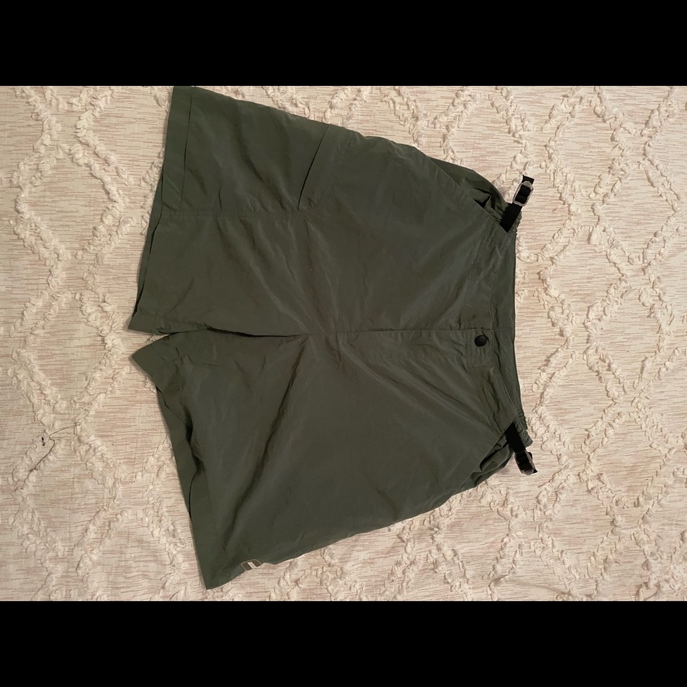 REI shorts size 30